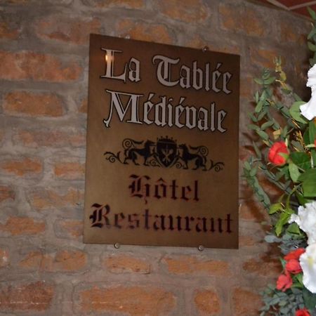 La Tablee Medievale Civrieux-d'Azergues Exterior photo